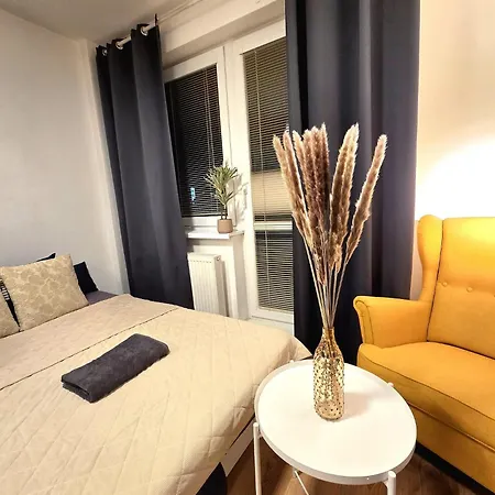 Ruzinov Apartmán *